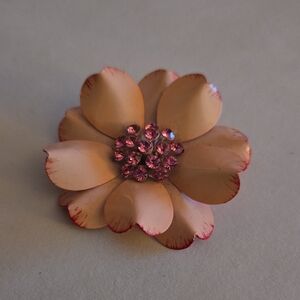 Vintage Pink and Cream Floral Brooch